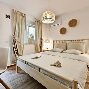 Bed & Breakfast Pikarin Vrsar