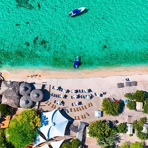 Glamping Cueva De Aguilas Village de vacances Pedernales
