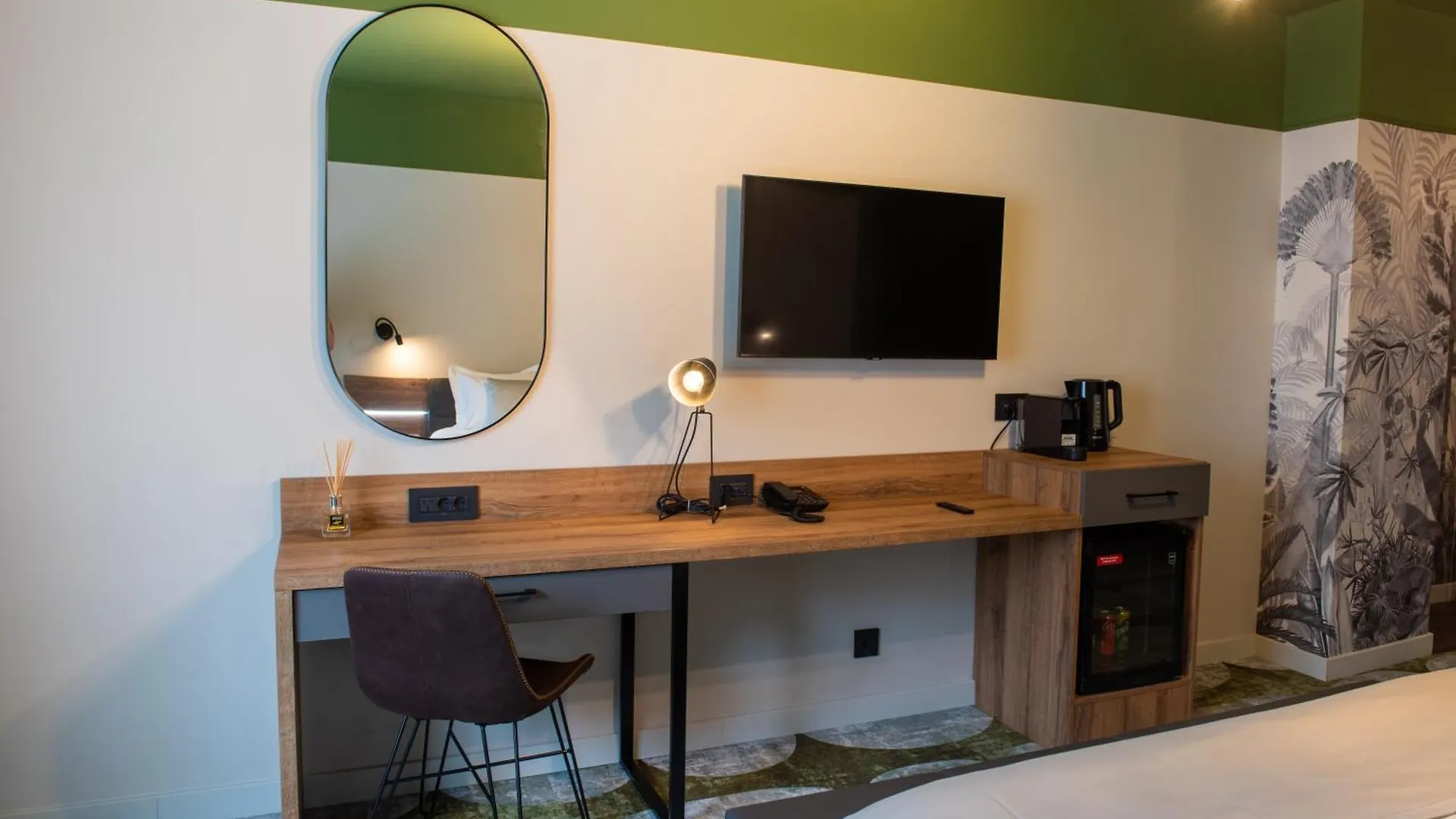 Bucharest Comfort Suites Hotel